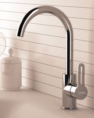 Keukenkraan chroom met beugelgreep en ronde uitloop draaibaar